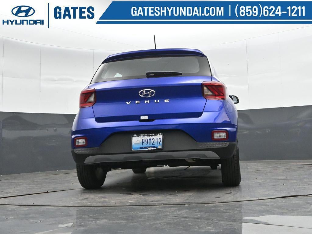 2025 Hyundai Venue SE Active SRC