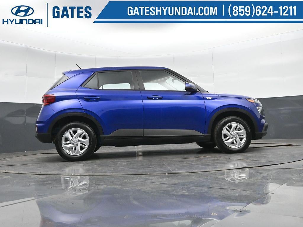 2025 Hyundai Venue SE Active SRC