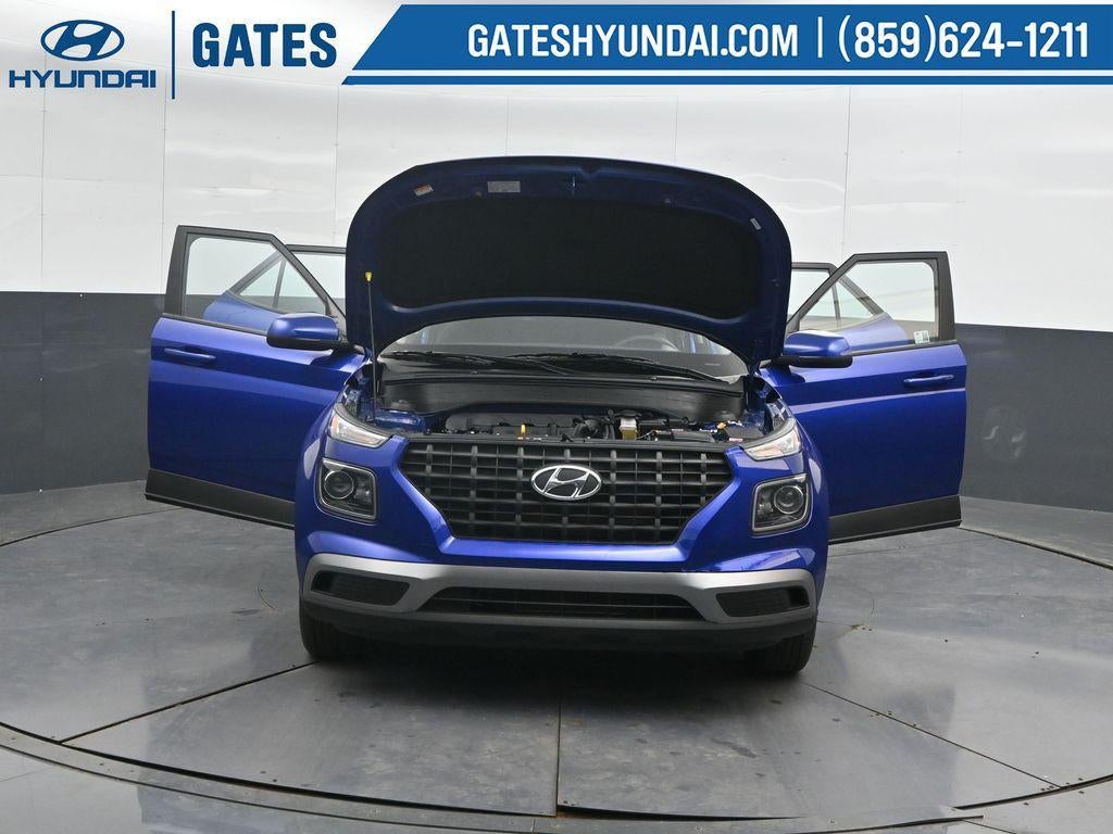 2025 Hyundai Venue SE Active SRC