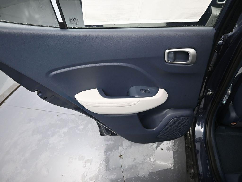 2026 Hyundai Venue SEL W/ 2-Tone Roof