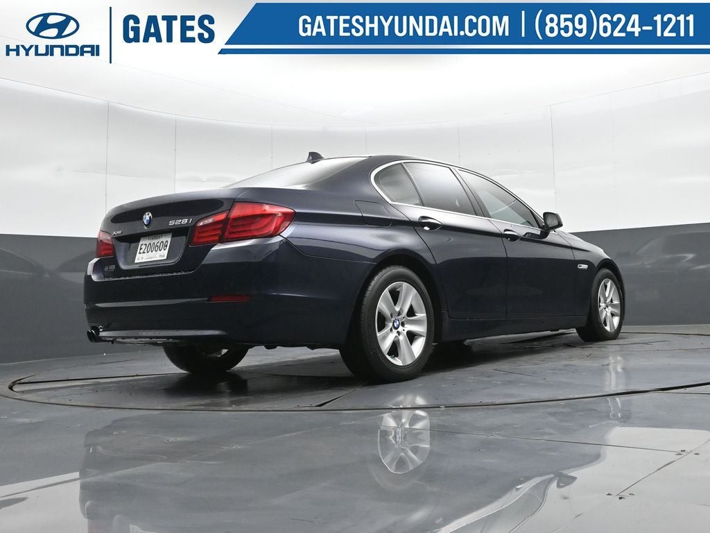 2013 BMW 5 Series 528i xDrive