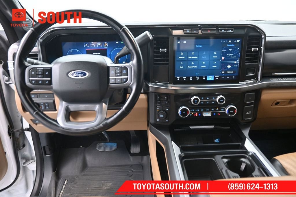 2023 Ford F-250SD Lariat