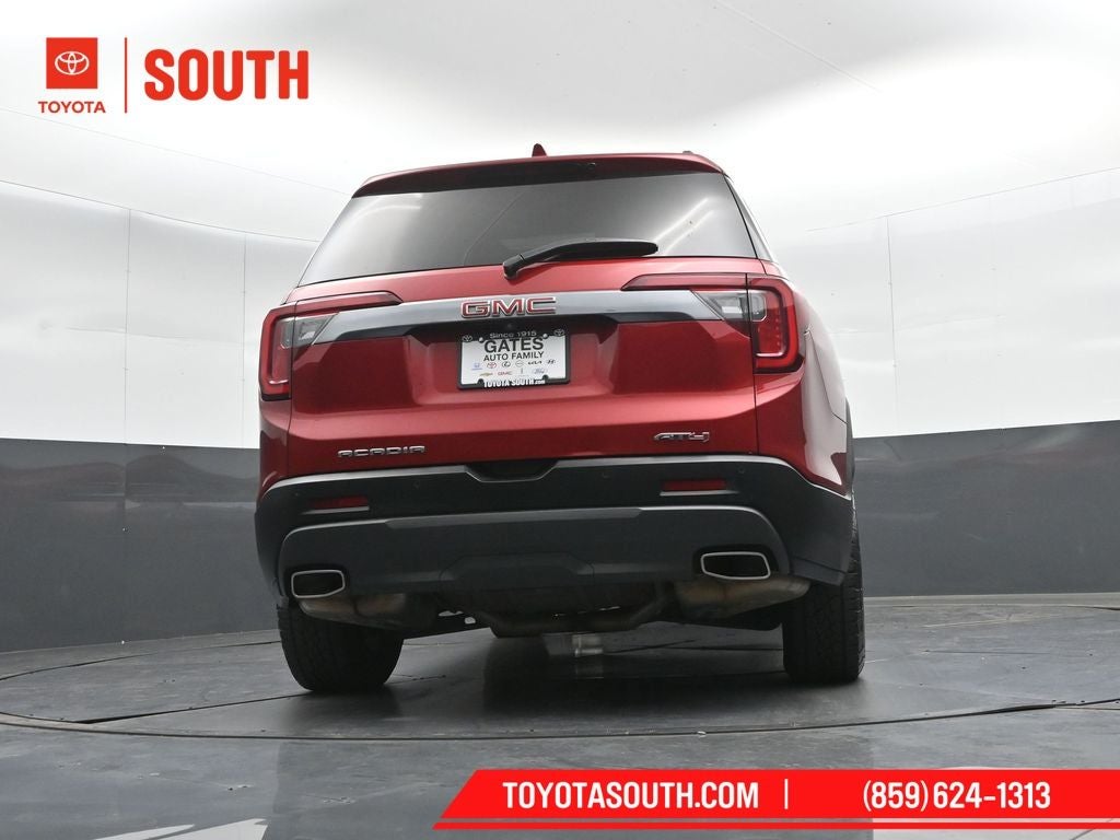 2022 GMC Acadia AT4