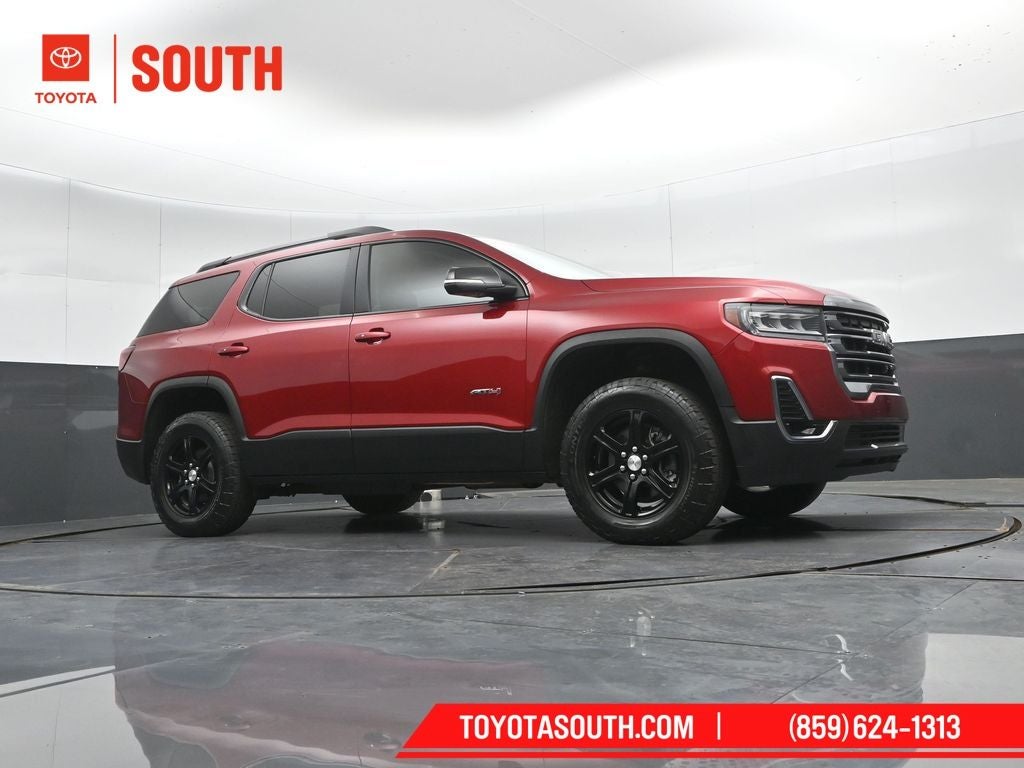2022 GMC Acadia AT4