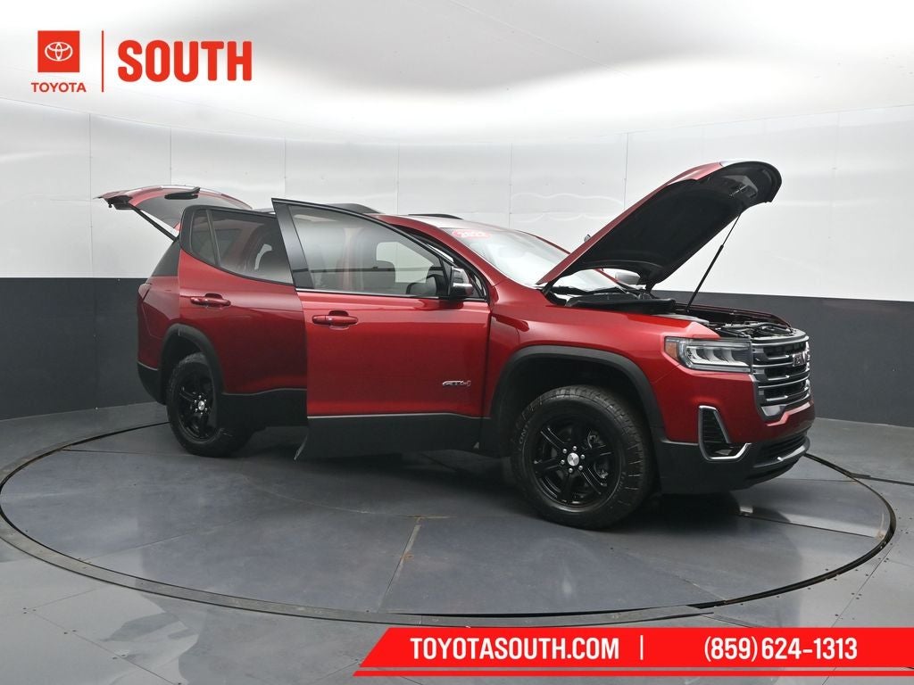 2022 GMC Acadia AT4