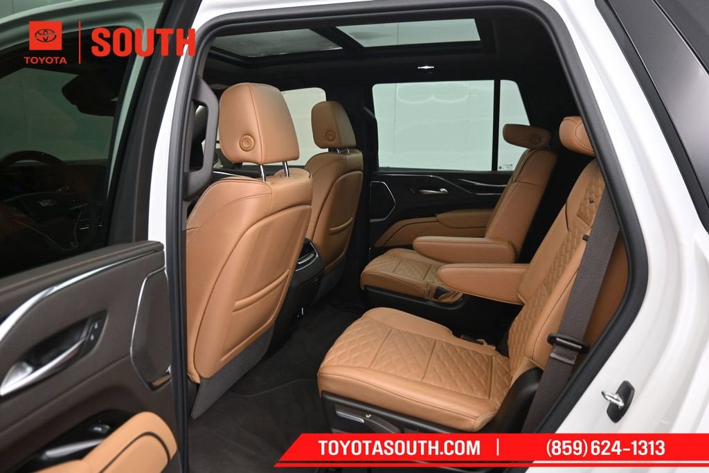 2024 Cadillac Escalade Sport