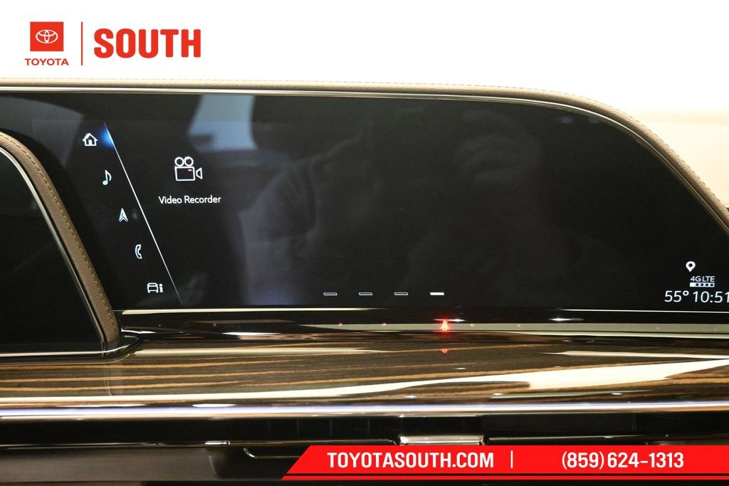 2024 Cadillac Escalade Sport