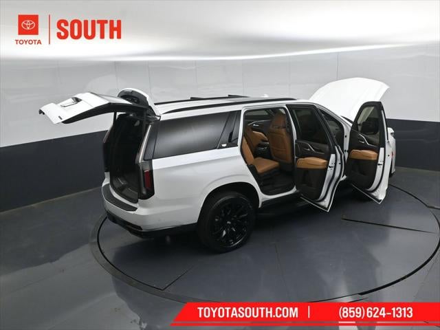 2024 Cadillac Escalade Sport