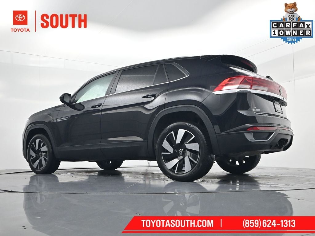 2024 Volkswagen Atlas Cross Sport 2.0T SE w/Technology