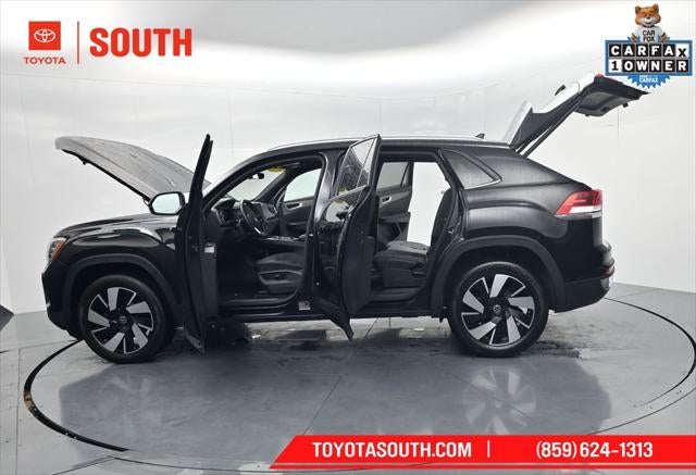 2024 Volkswagen Atlas Cross Sport 2.0T SE w/Technology