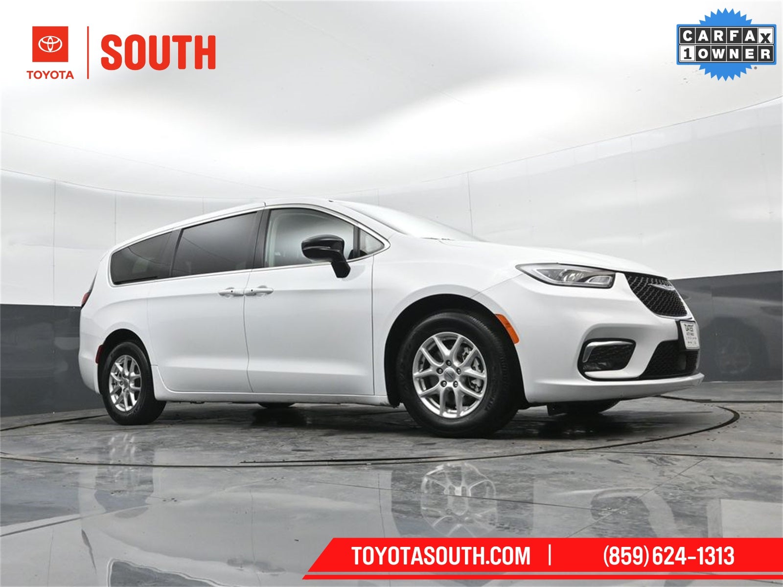 2024 Chrysler Pacifica Touring L