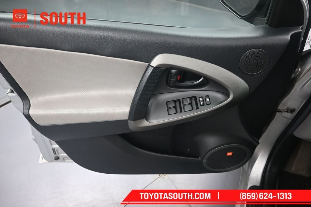 2011 Toyota RAV4 Limited