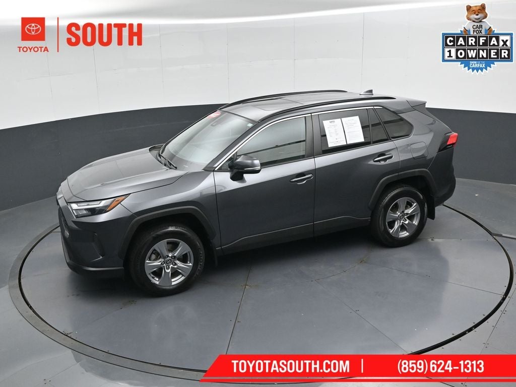 2022 Toyota RAV4 XLE