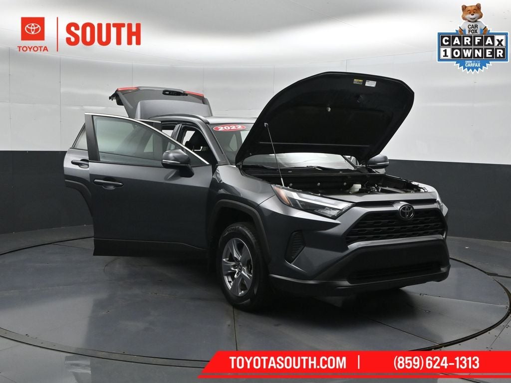 2022 Toyota RAV4 XLE