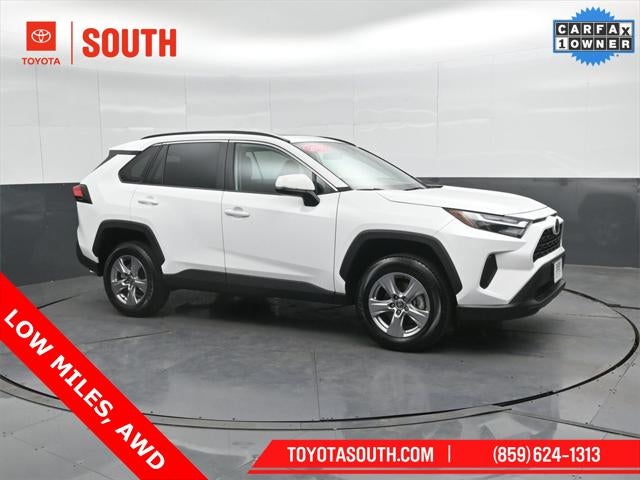 2025 Toyota RAV4 XLE