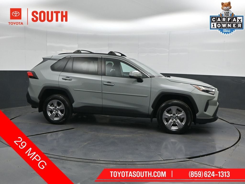 2022 Toyota RAV4 XLE