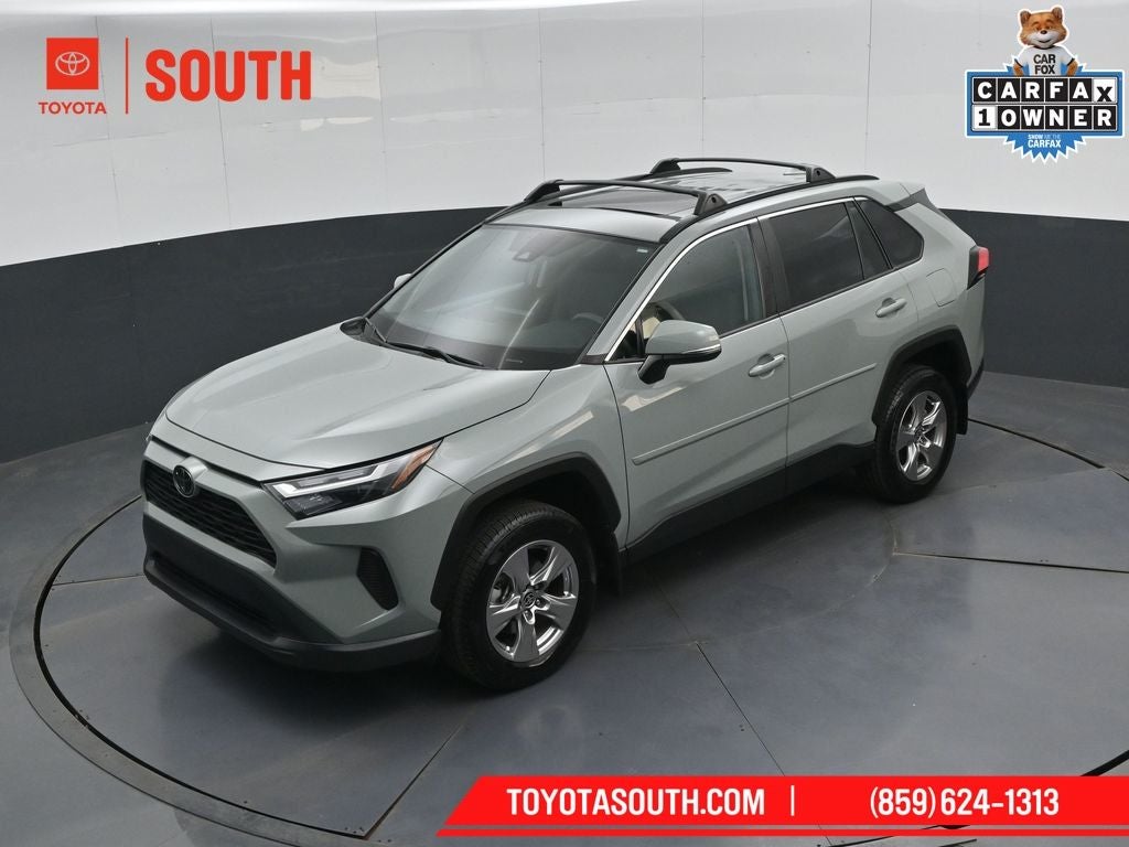 2022 Toyota RAV4 XLE