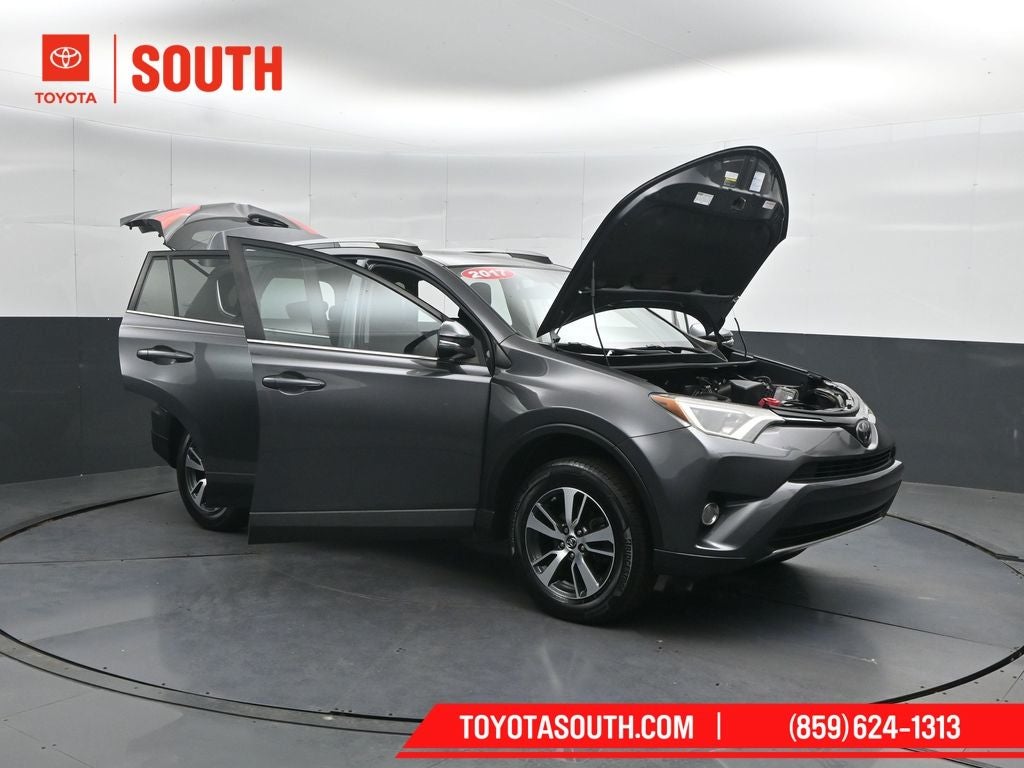 2017 Toyota RAV4 XLE