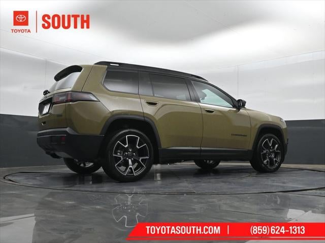 2026 Jeep Cherokee Overland