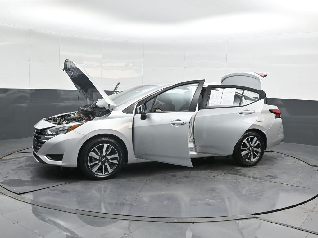 2025 Nissan Versa 1.6 SV