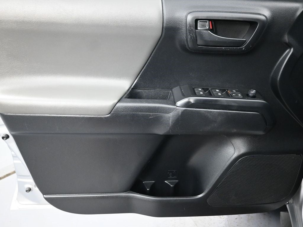 2021 Toyota Tacoma SR V6