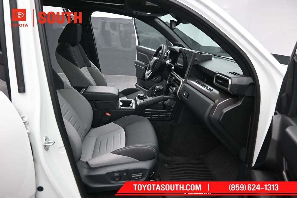 2024 Toyota Tacoma Hybrid TRD Off Road