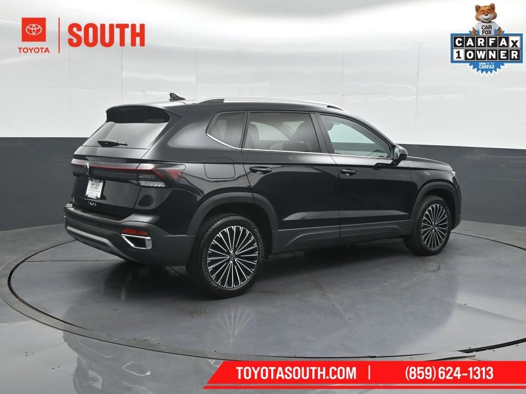 2025 Volkswagen Taos 1.5T SE