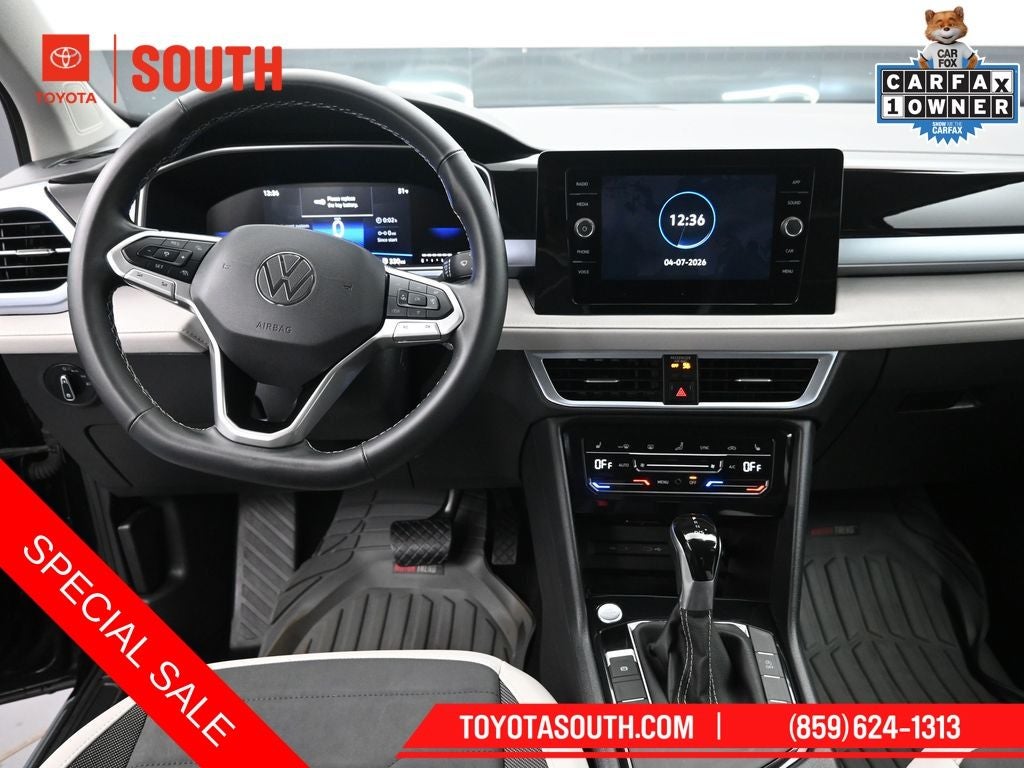 2025 Volkswagen Taos 1.5T SE