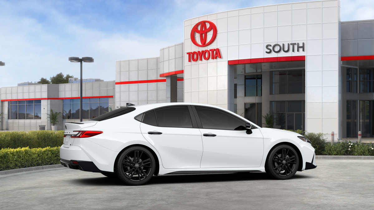 2026 Toyota Camry SE Nightshade