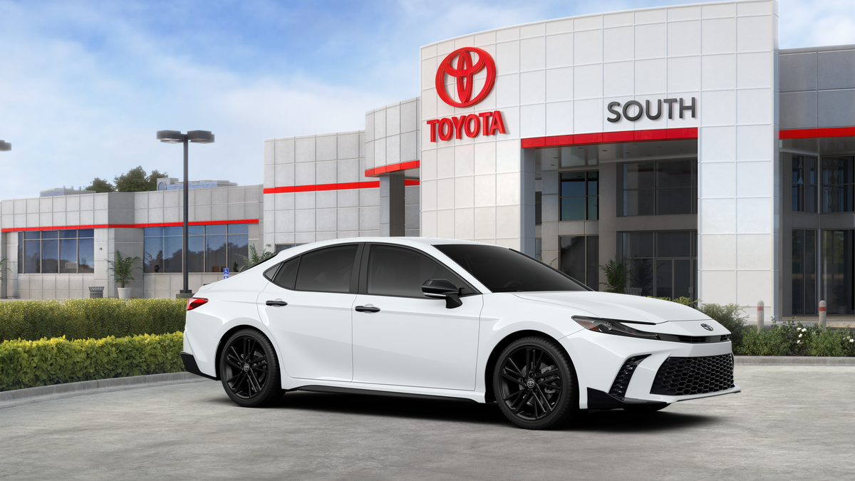 2026 Toyota Camry SE Nightshade
