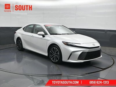 2025 Toyota Camry XLE