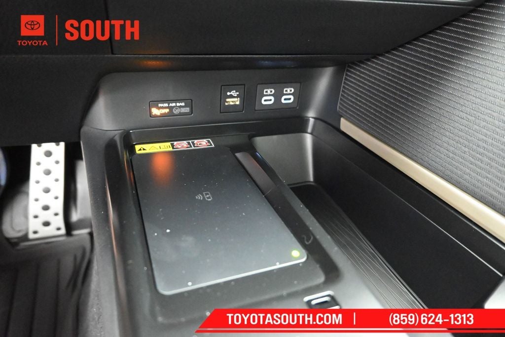 2026 Toyota Camry SE Nightshade
