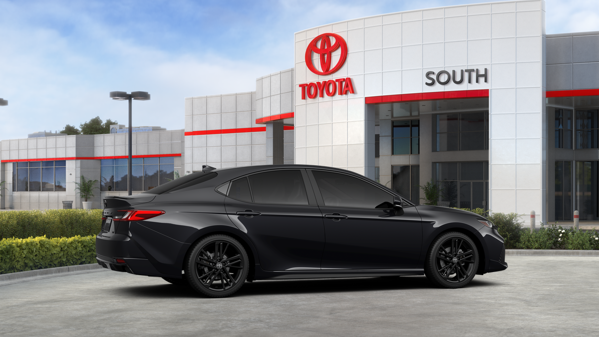 2026 Toyota Camry SE Nightshade