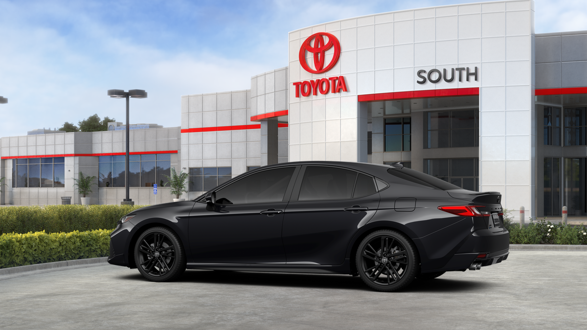 2026 Toyota Camry SE Nightshade