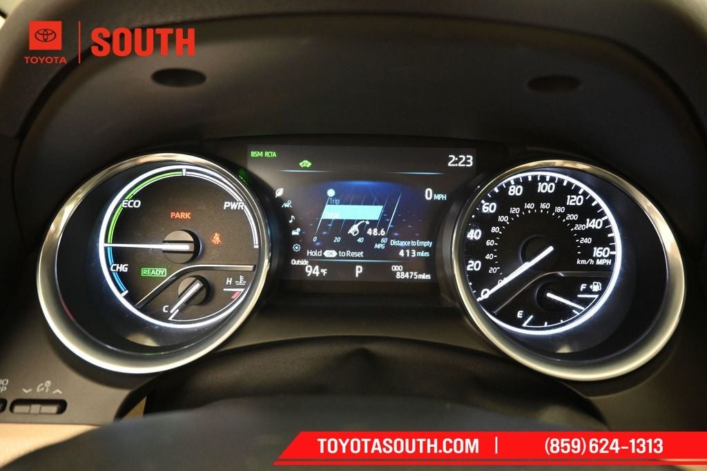 2020 Toyota Camry Hybrid XLE