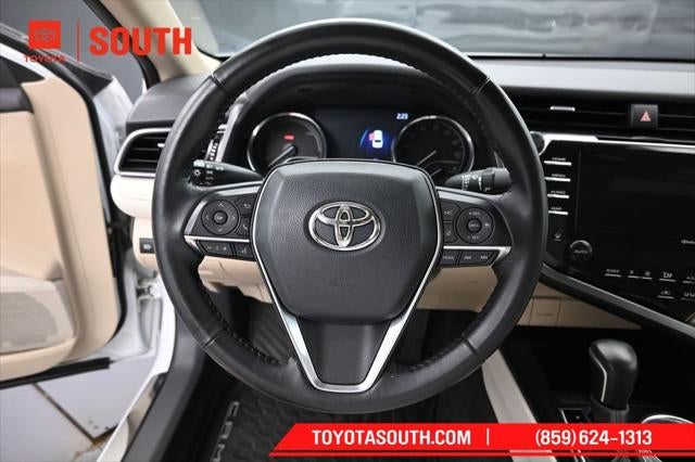 2020 Toyota Camry Hybrid XLE
