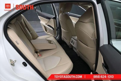 2020 Toyota Camry Hybrid XLE