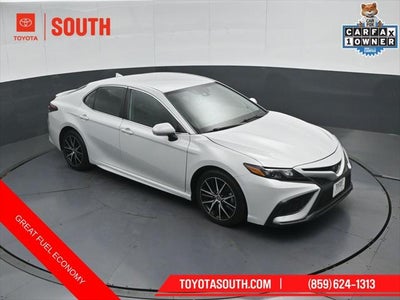 2024 Toyota Camry SE