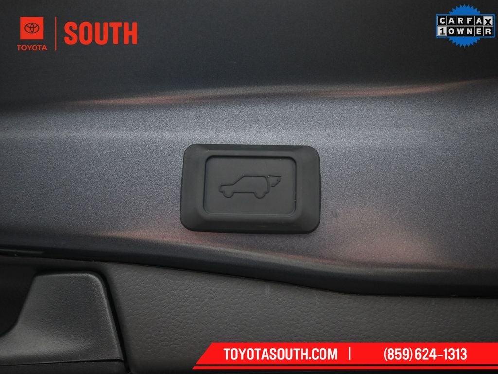 2025 Toyota RAV4 Hybrid XSE