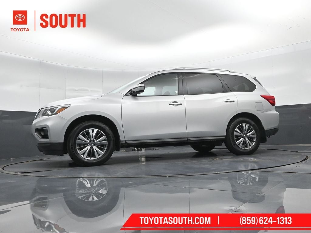 2020 Nissan Pathfinder S