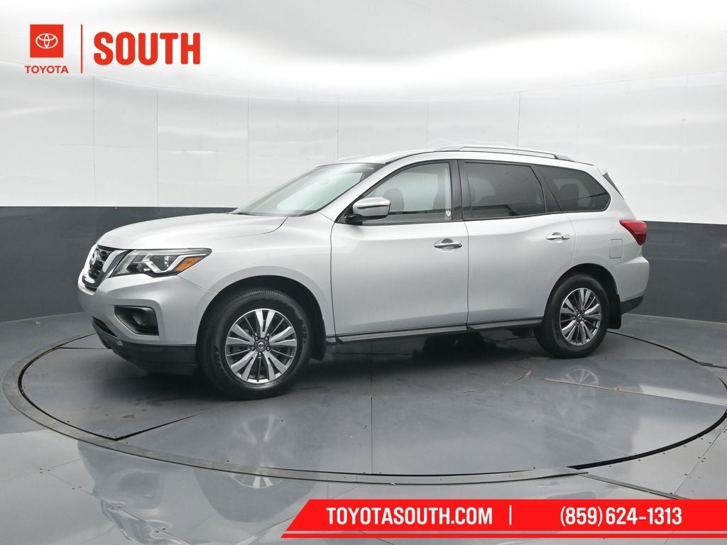 2020 Nissan Pathfinder S