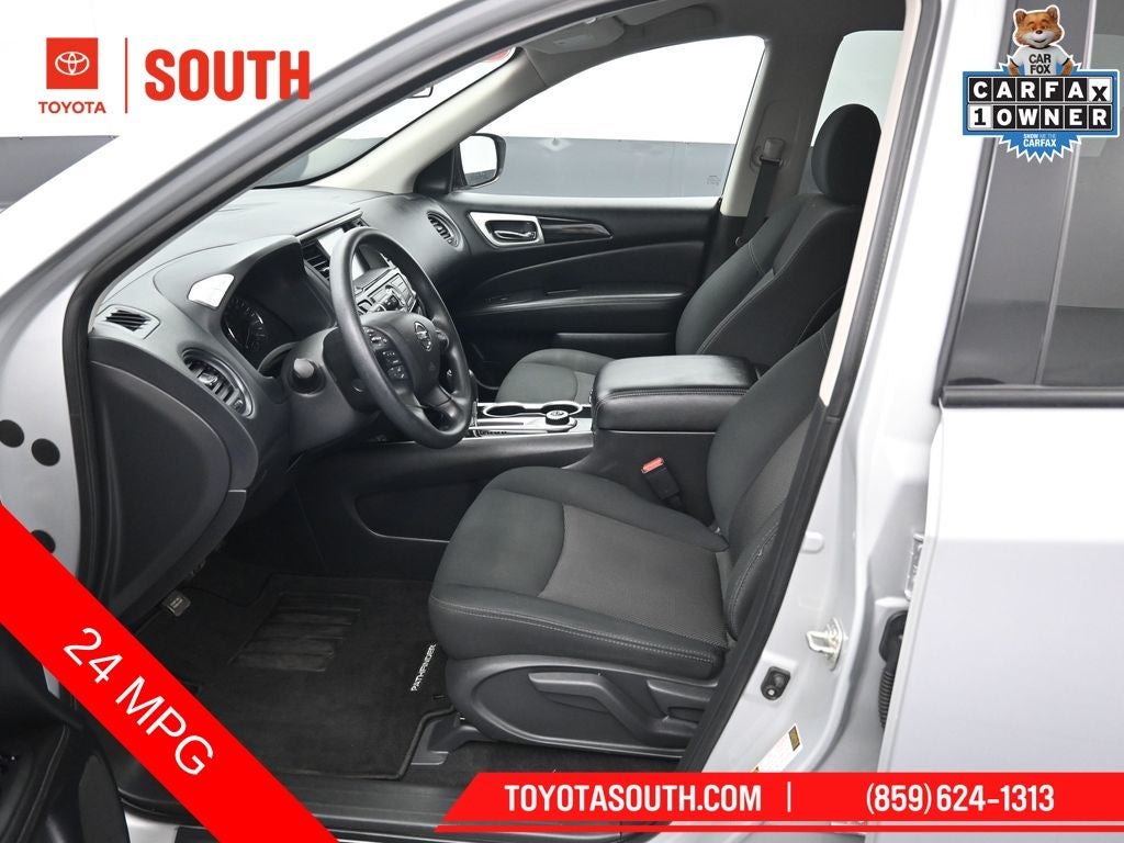 2020 Nissan Pathfinder S