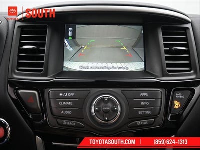 2020 Nissan Pathfinder S