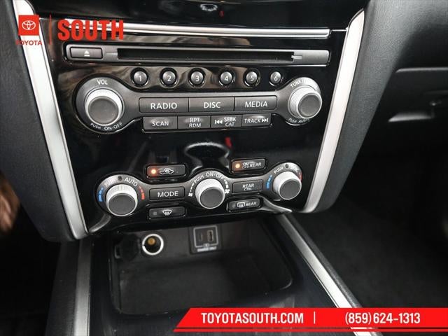 2020 Nissan Pathfinder S