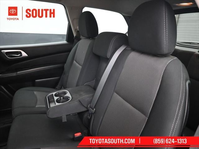 2020 Nissan Pathfinder S