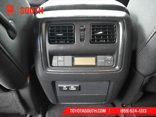 2020 Nissan Pathfinder S