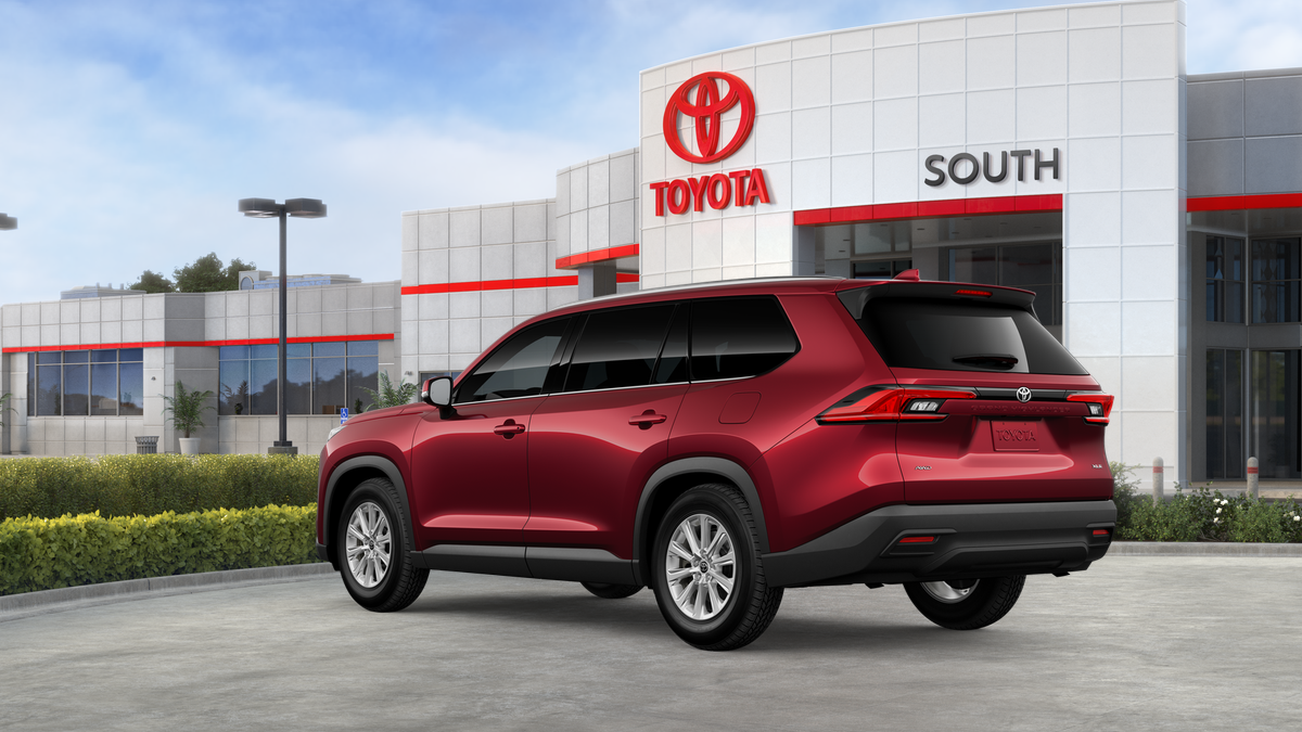 2026 Toyota Grand Highlander Base
