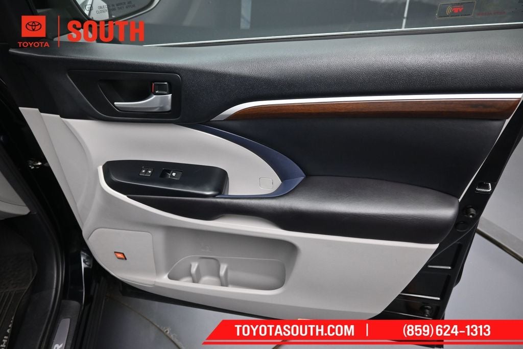 2016 Toyota Highlander Limited