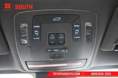 2023 Toyota Sienna XSE 7 Passenger