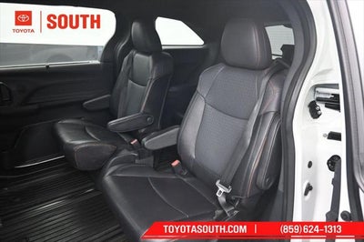 2023 Toyota Sienna XSE 7 Passenger